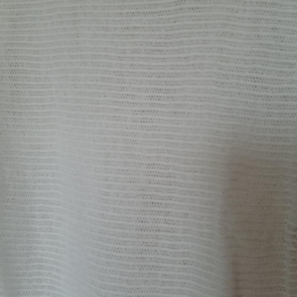 Express Spring Top - Picture 2 of 3